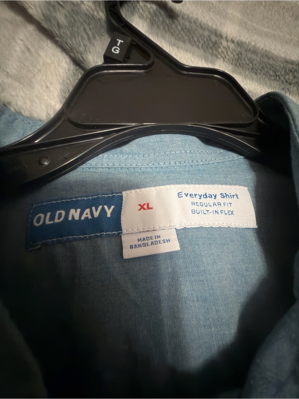 Old Navy Men's Light Blue Oxford Everyday Button-Up Shirt